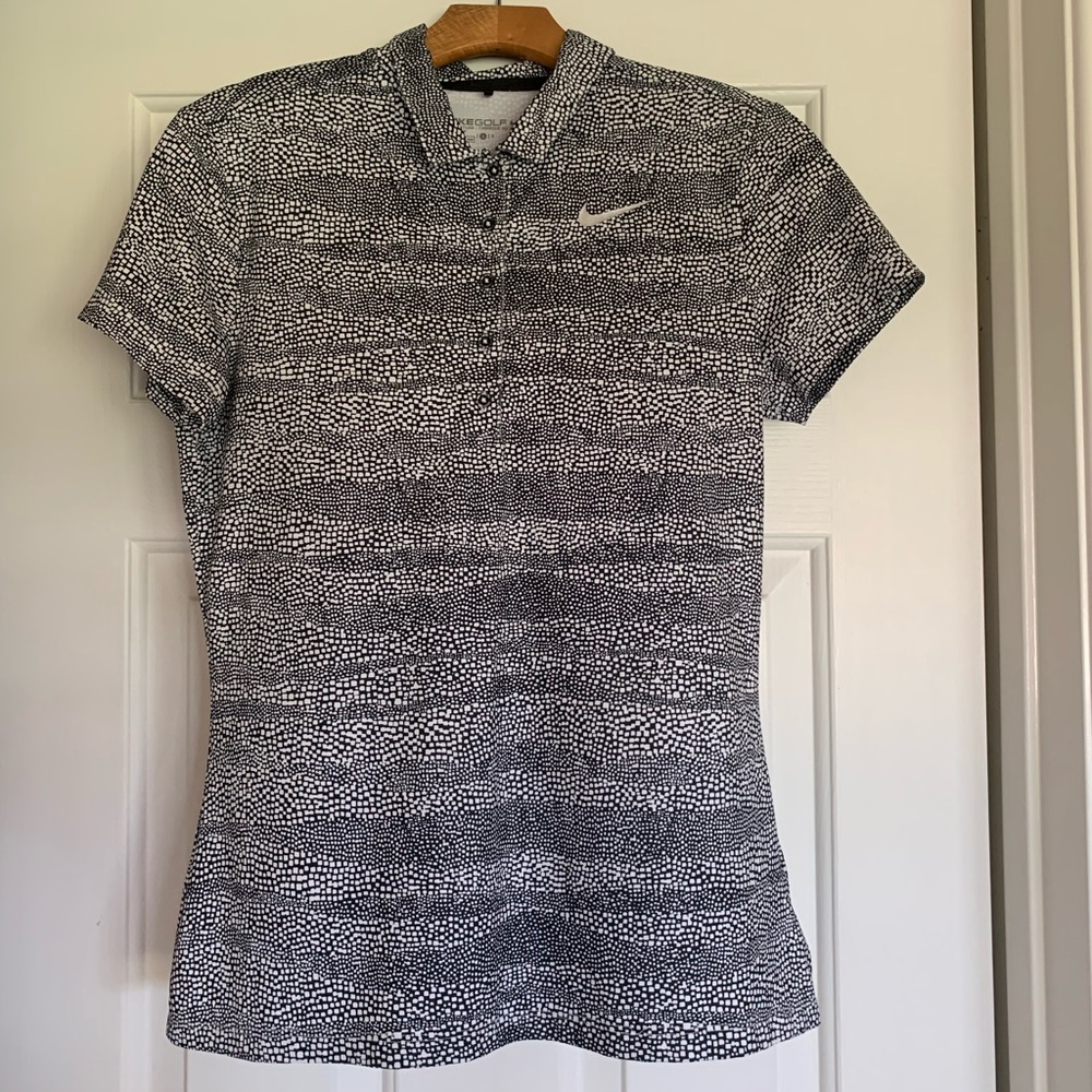 Nike women’s golf shirt